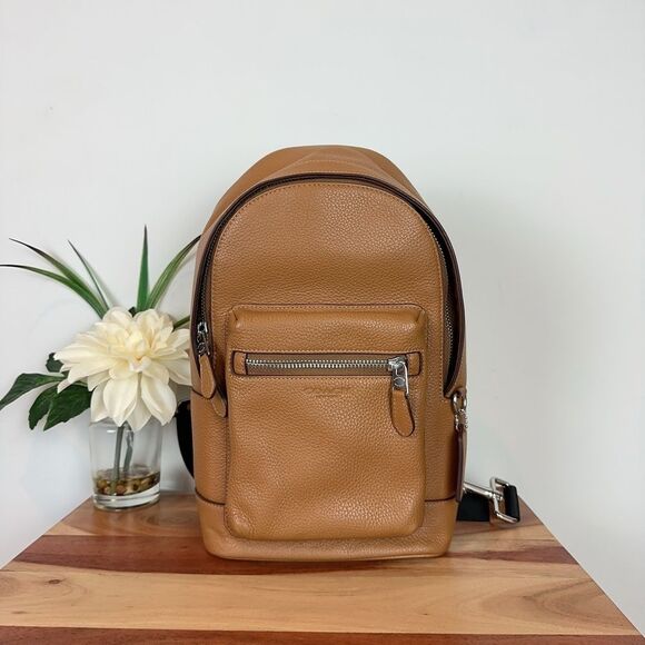 NWT Coach‎ Leather West Pack - Picture 1 of 7